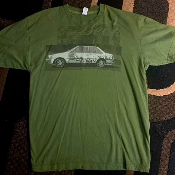 Green Beck Painted Car shirt Size XL - Picture 1 of 2